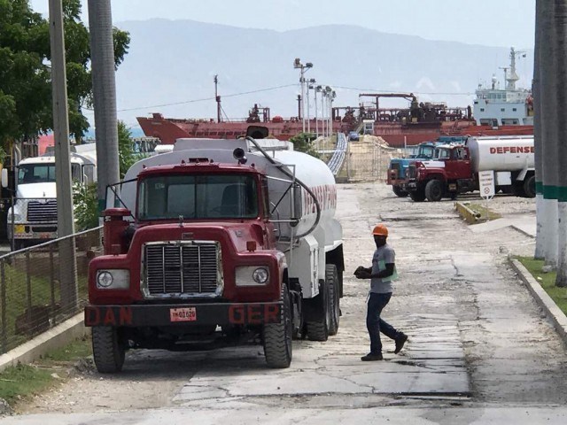 Rareté de carburant : l’ANAPROSS interpelle les autorités haïtiennes
