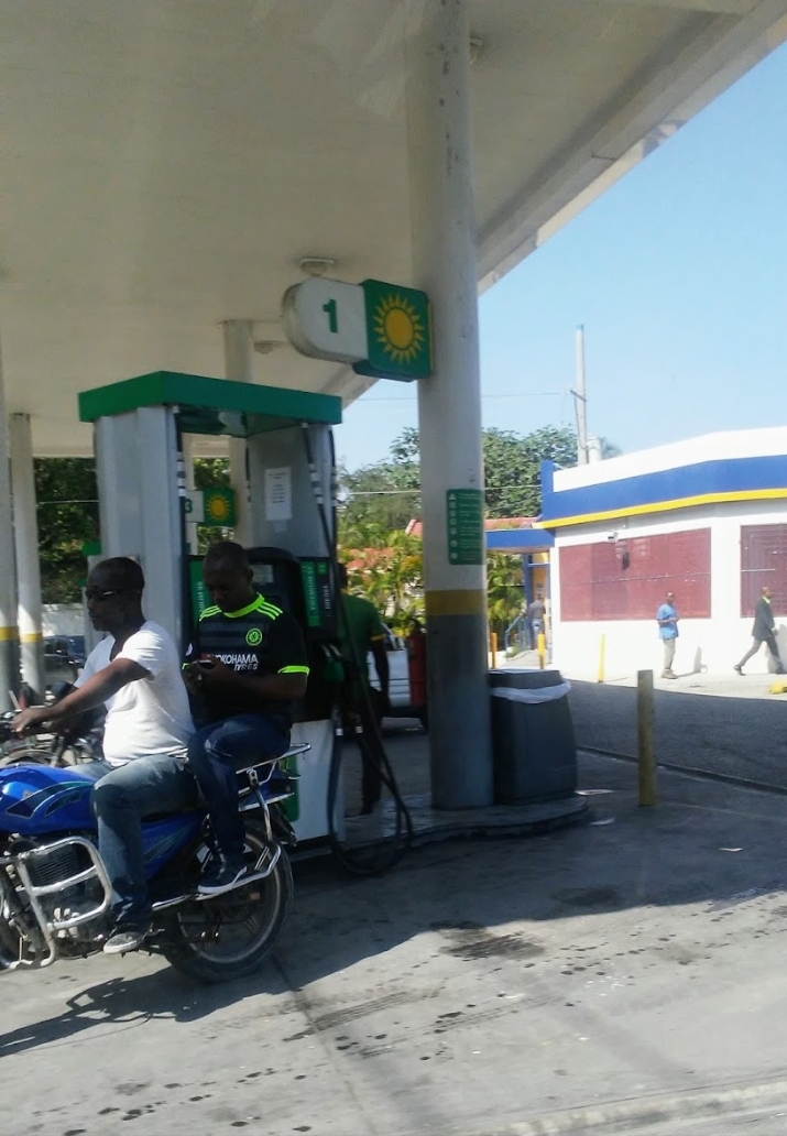 Cap-Haïtien : le carburant n'est toujours pas disponible dans les stations-services
