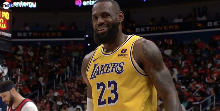 Lakers en Playoffs, Les Warriors éliminés