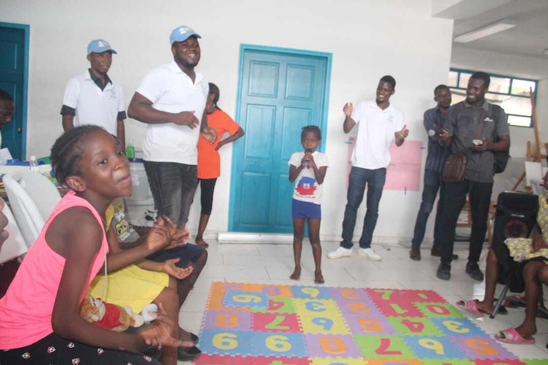 Accompagnement psycho social, activités artistiques et ludiques au profit des enfants et adolescents du camp des déplacés au lycée Marie Jeanne