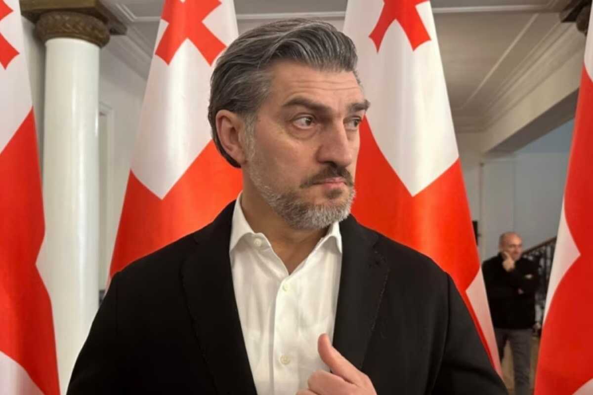 Mikhaïl Kavelashvili, ancien joueur de Manchester City, élu président de la Géorgie !