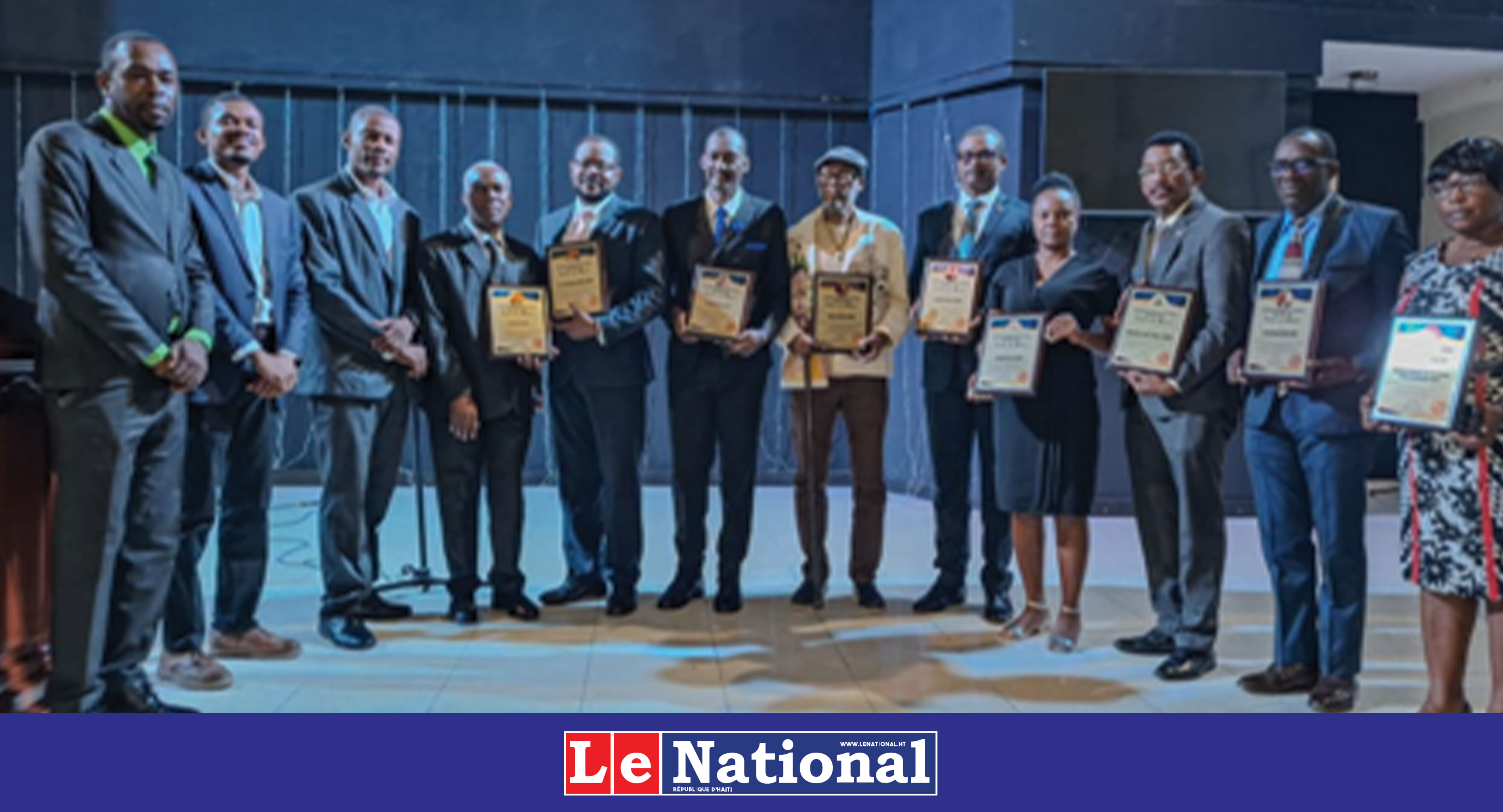 Dr Jean Maximme Pierre-Pierre, Madam Yanick Lahens ak M. Sony Lamarre Joseph onore nan 13e edisyon Lonè ak merit Association En Route vers la Technique (ETECH)
