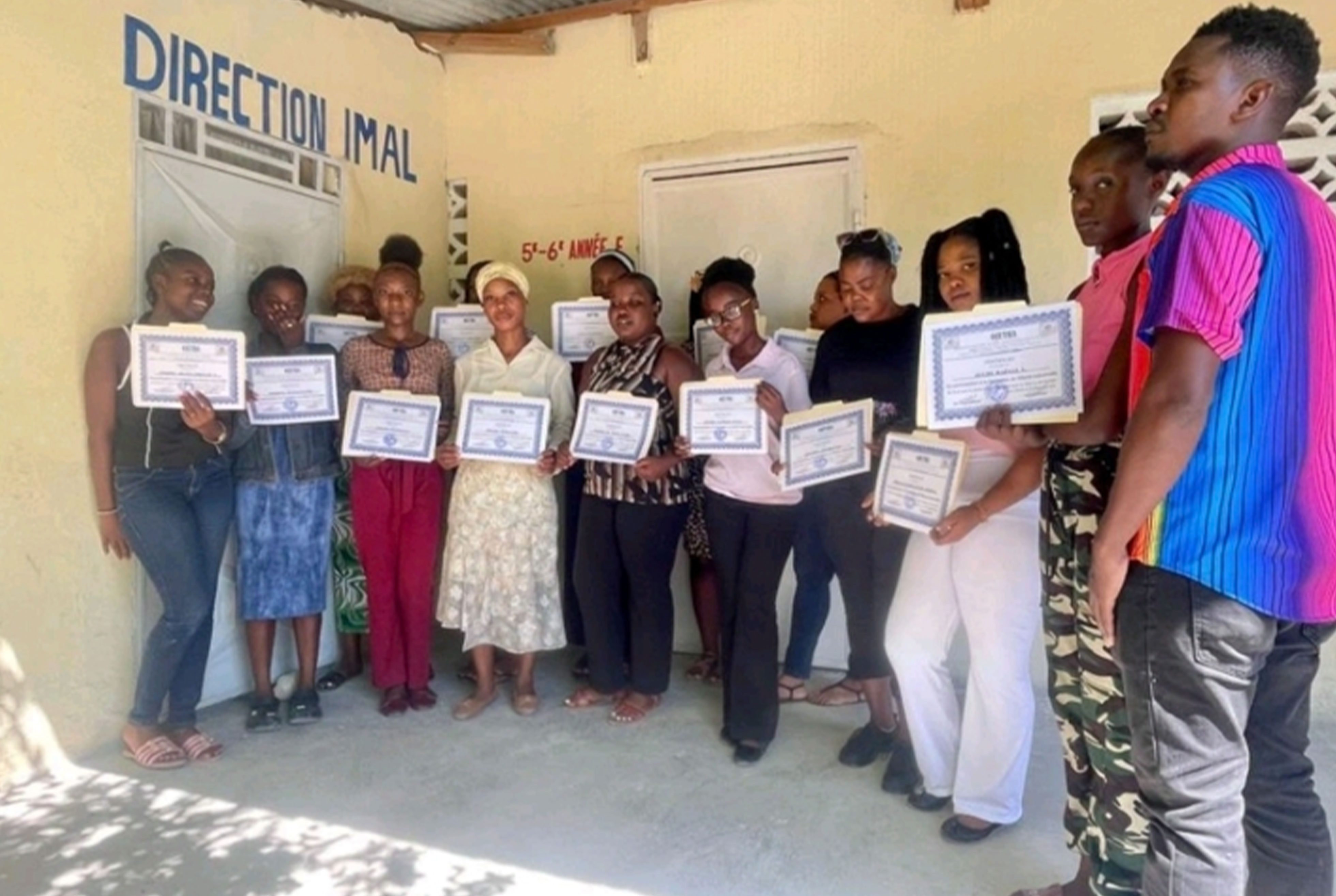 L’OJETHA initie une formation sur la transformation des produits chimiques industriels dédiée aux jeunes femmes